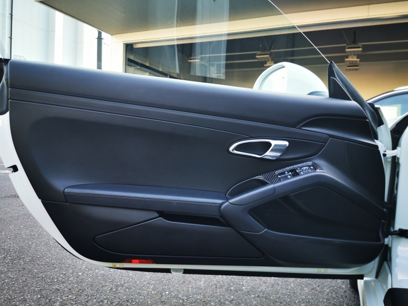 ポルシェ ケイマン(Type981) 中古車