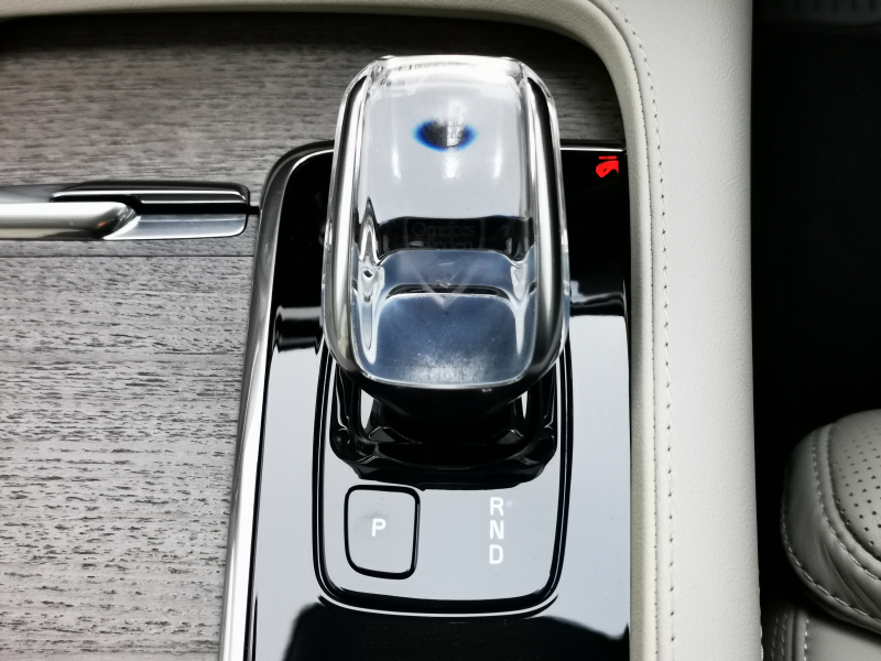 ボルボ XC90 中古車