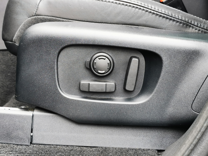 ランドローバー ディスカバリー 中古車