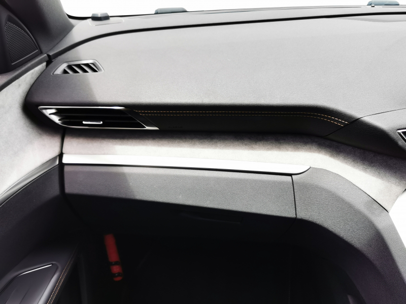 プジョー 5008 中古車