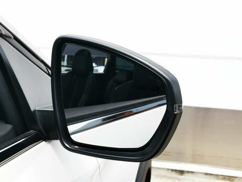 プジョー 5008 中古車