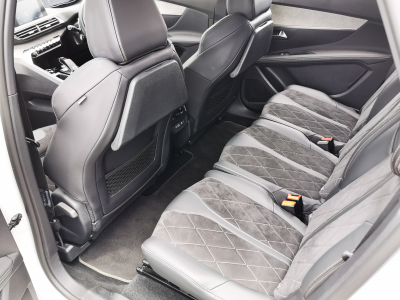 プジョー 5008 中古車