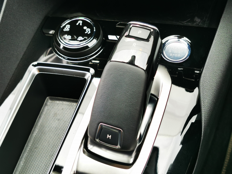 プジョー 5008 中古車