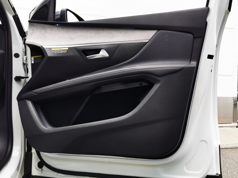 プジョー 5008 中古車