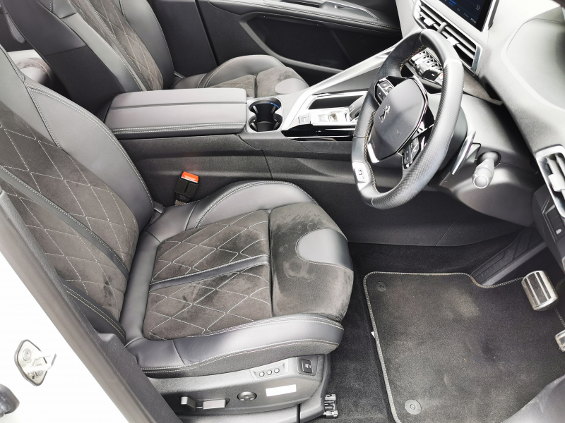 プジョー 5008 中古車