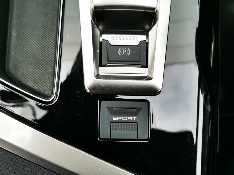 プジョー 5008 中古車