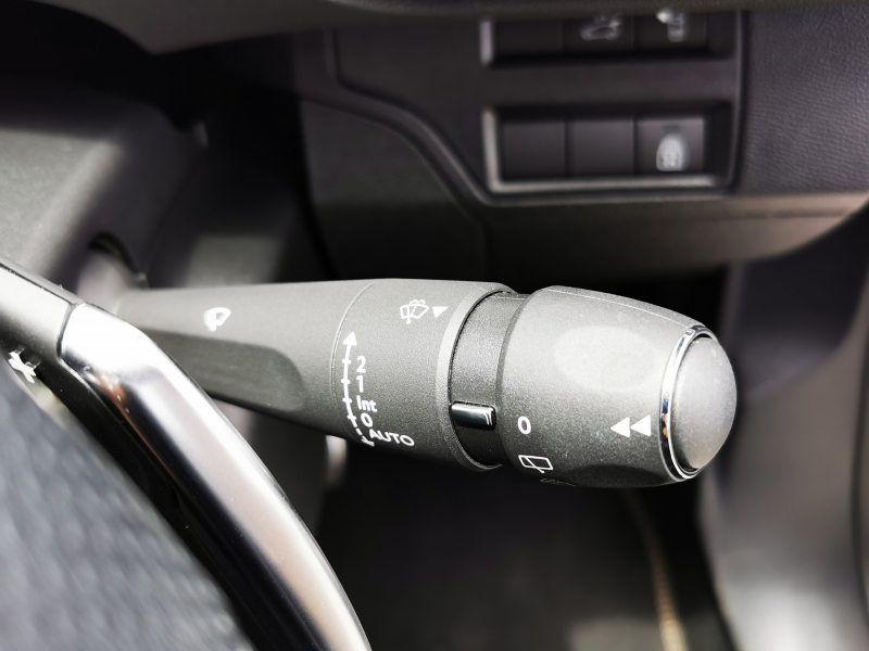 プジョー 5008 中古車