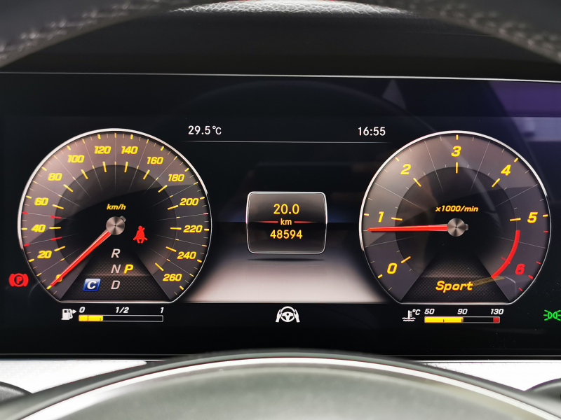 メルセデスベンツ Eクラス 中古車