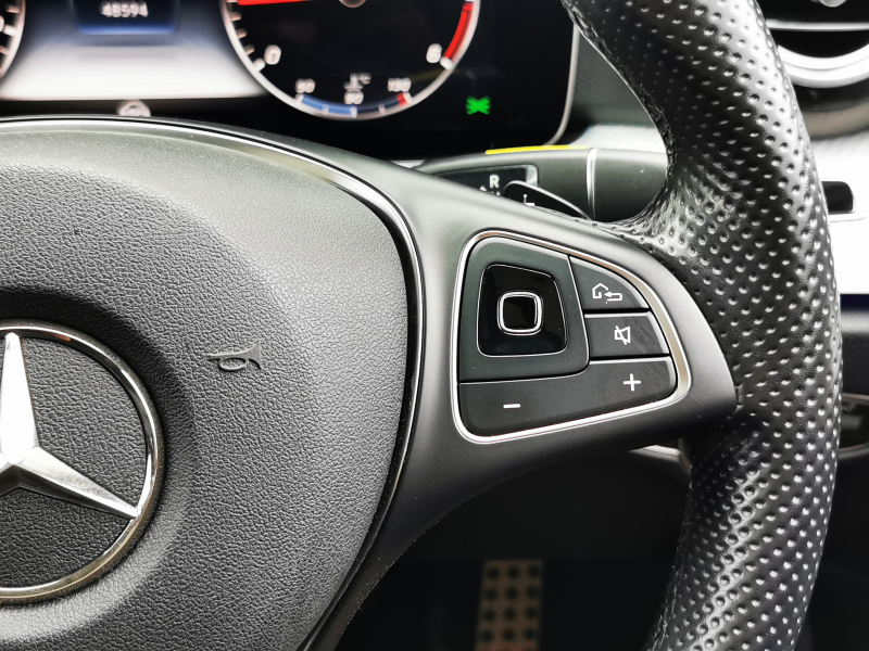 メルセデスベンツ Eクラス 中古車