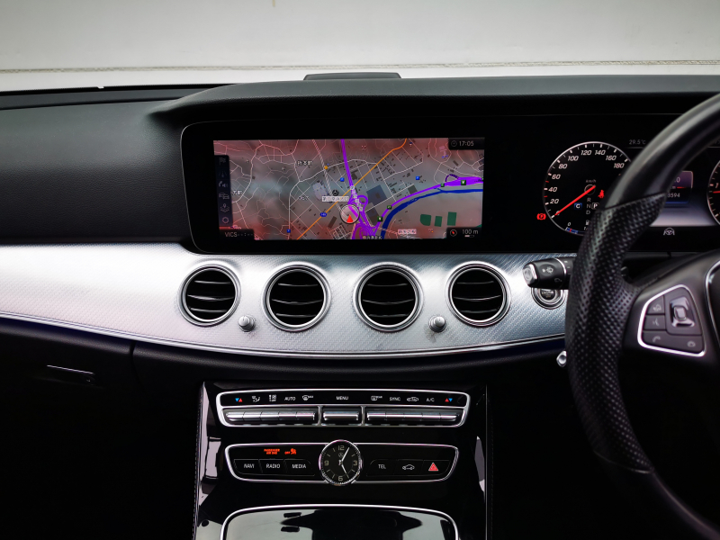 メルセデスベンツ Eクラス 中古車