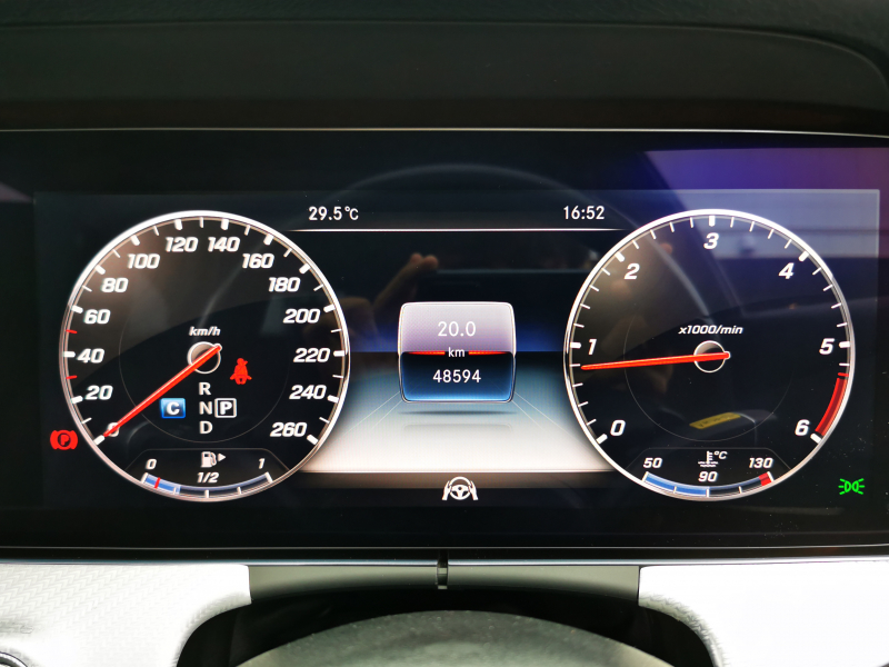 メルセデスベンツ Eクラス 中古車