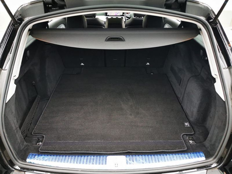 メルセデスベンツ Eクラス 中古車