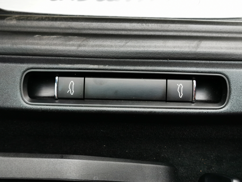 ポルシェ ケイマン(Type981) 中古車