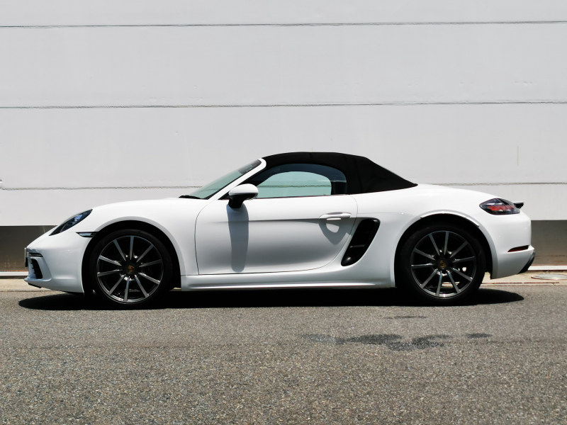 ポルシェ 718 ボクスター 中古車
