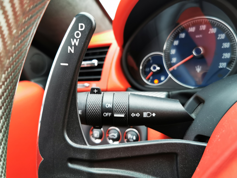 マセラティ グランツーリズモ 中古車