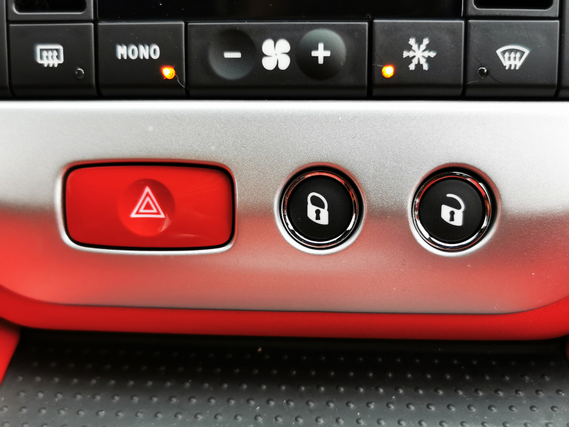 マセラティ グランツーリズモ 中古車