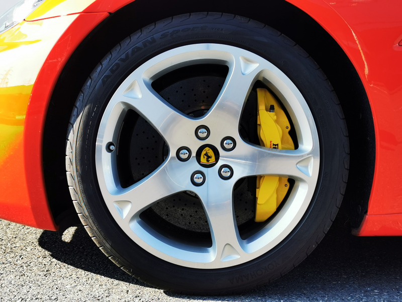 フェラーリ カリフォルニア 中古車