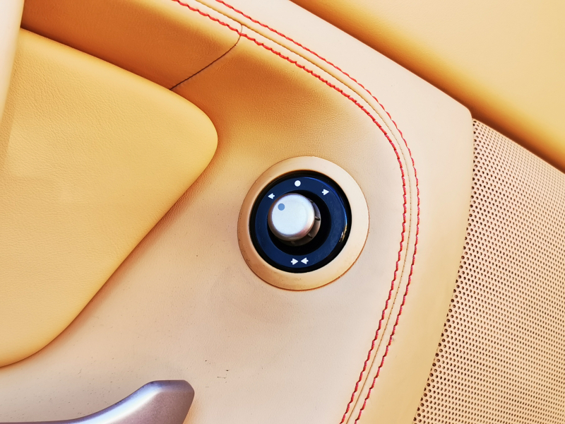 フェラーリ カリフォルニア 中古車