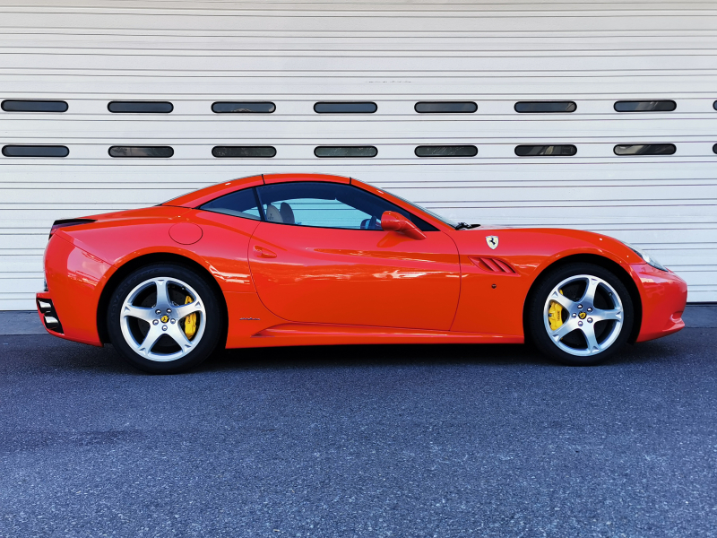 フェラーリ カリフォルニア 中古車