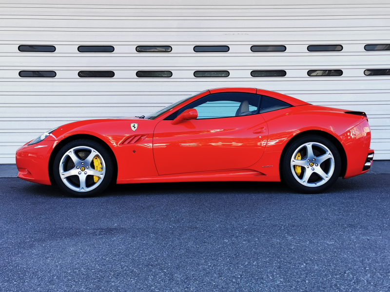 フェラーリ カリフォルニア 中古車