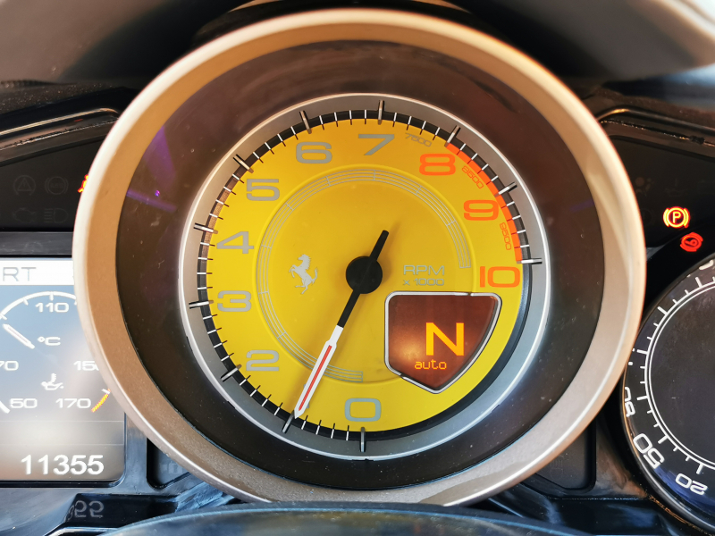 フェラーリ カリフォルニア 中古車