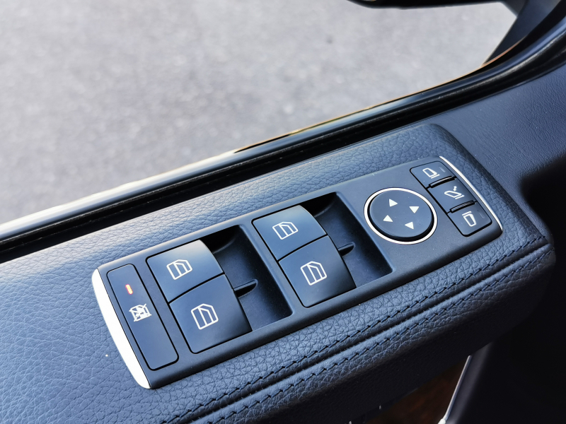 メルセデスベンツ Gクラス 中古車