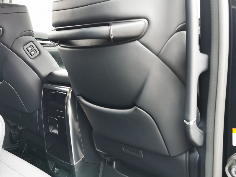 トヨタ アルファード ハイブリッド 中古車