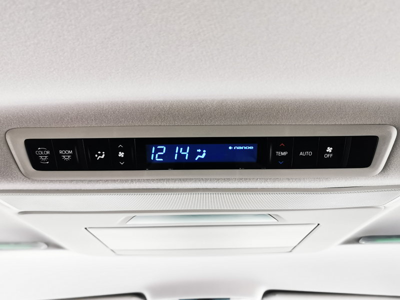 トヨタ アルファード ハイブリッド 中古車