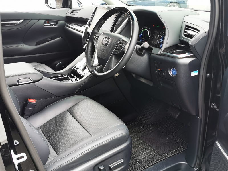 トヨタ アルファード ハイブリッド 中古車