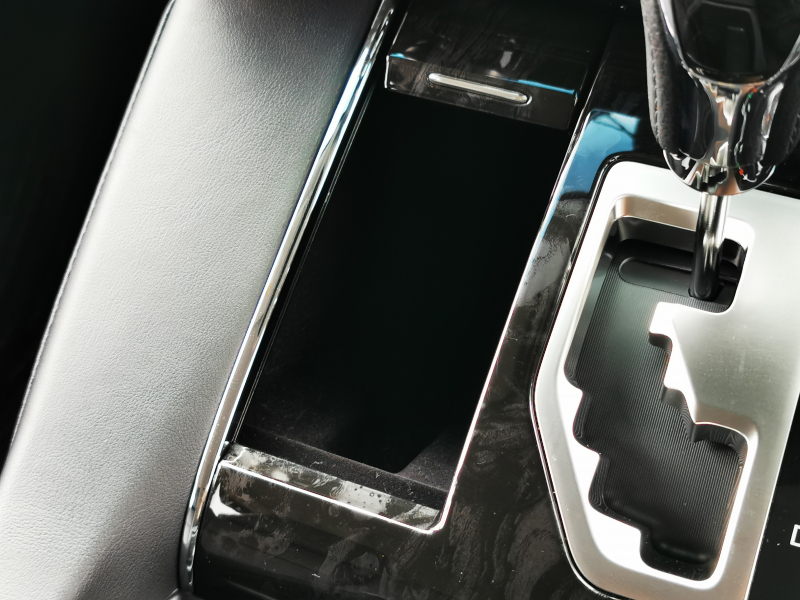 トヨタ アルファード ハイブリッド 中古車