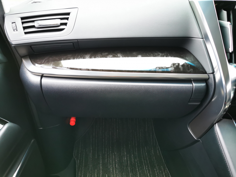 トヨタ アルファード ハイブリッド 中古車