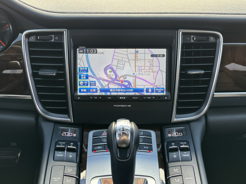 ポルシェ パナメーラ 中古車