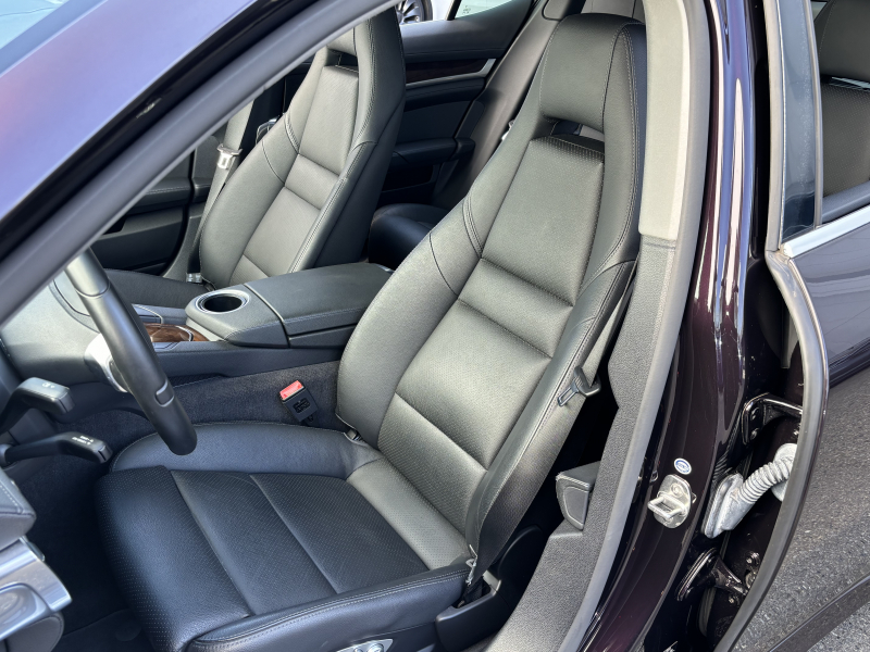 ポルシェ パナメーラ 中古車