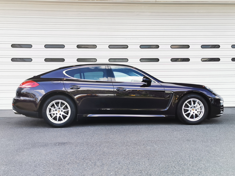 ポルシェ パナメーラ 中古車