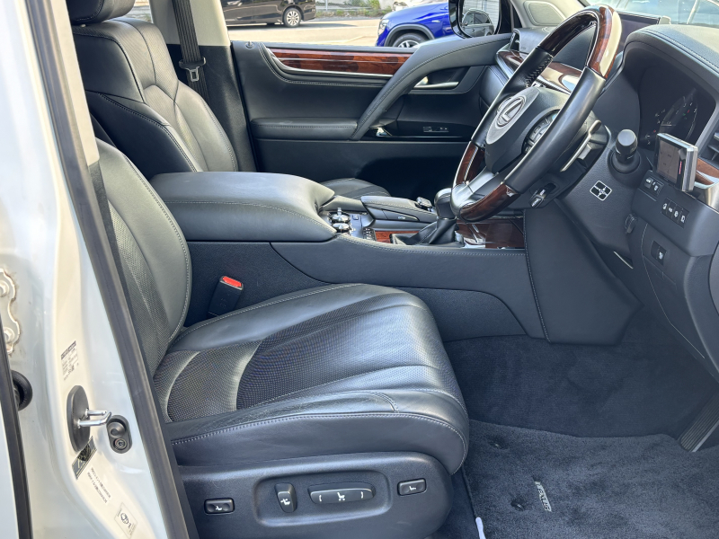 レクサス LX 中古車