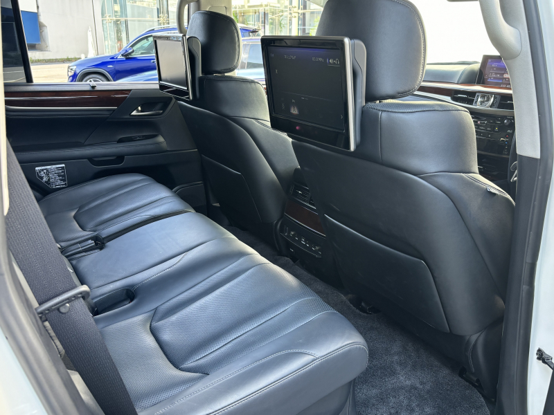 レクサス LX 中古車