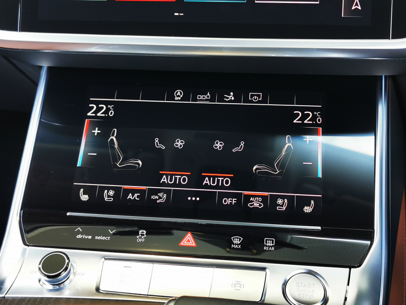 アウディ A7 中古車