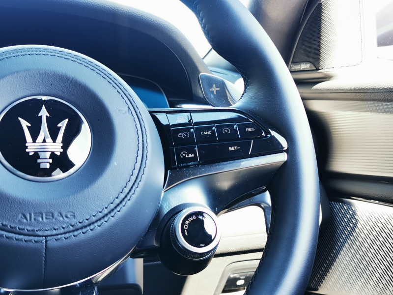 マセラティ グレカーレ 中古車