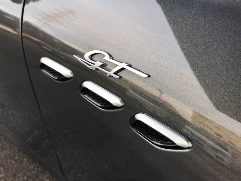 マセラティ グレカーレ 中古車