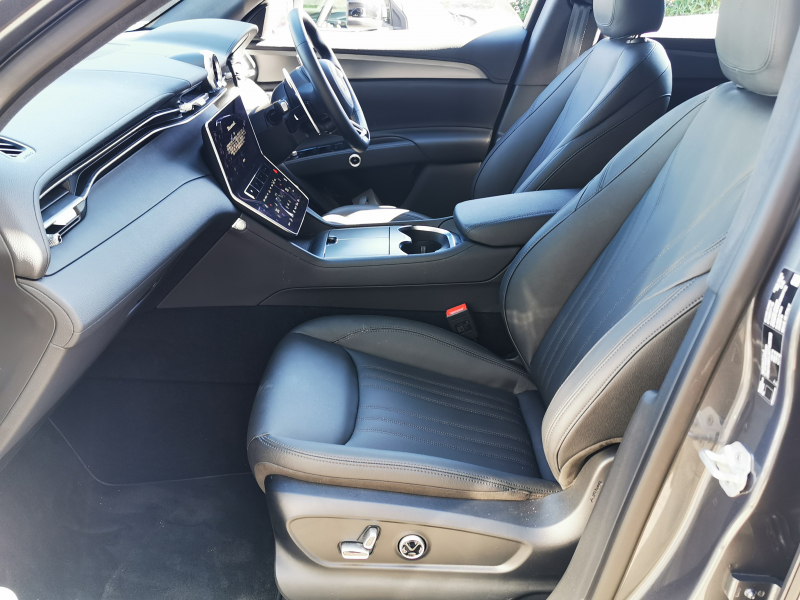 マセラティ グレカーレ 中古車