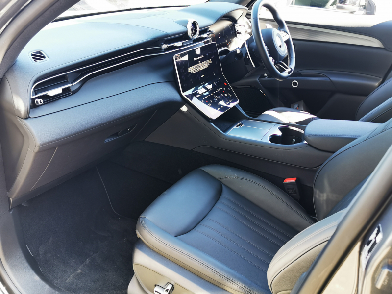 マセラティ グレカーレ 中古車