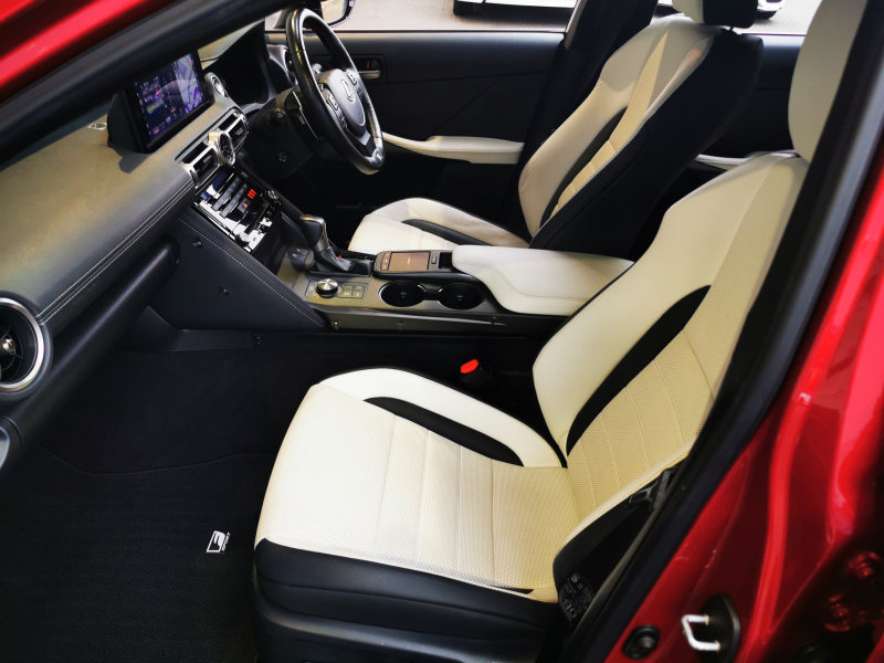 レクサス IS 中古車