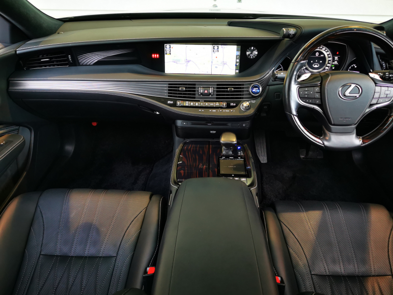 レクサス LSハイブリッド 中古車