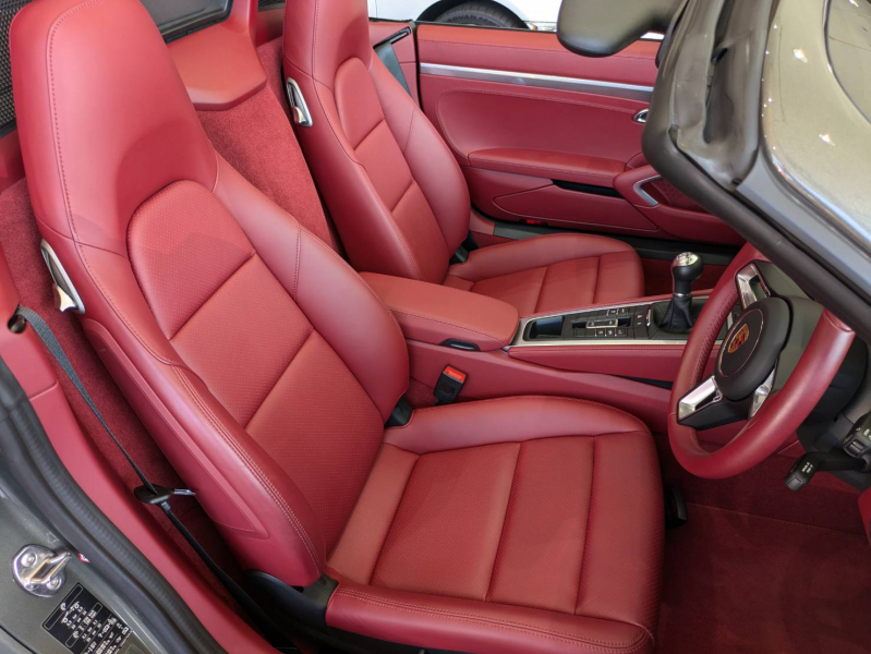 ポルシェ 718 ボクスター 中古車