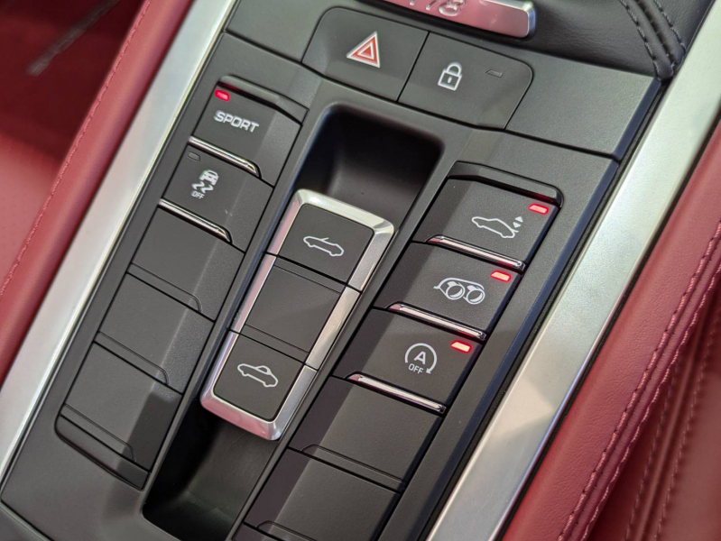 ポルシェ 718 ボクスター 中古車