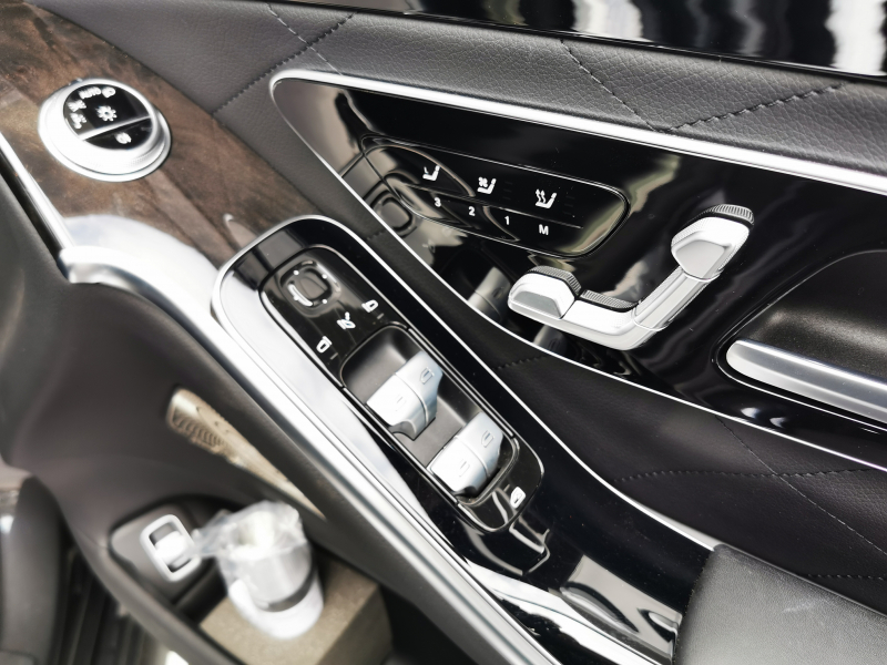 メルセデスベンツ Sクラス 中古車