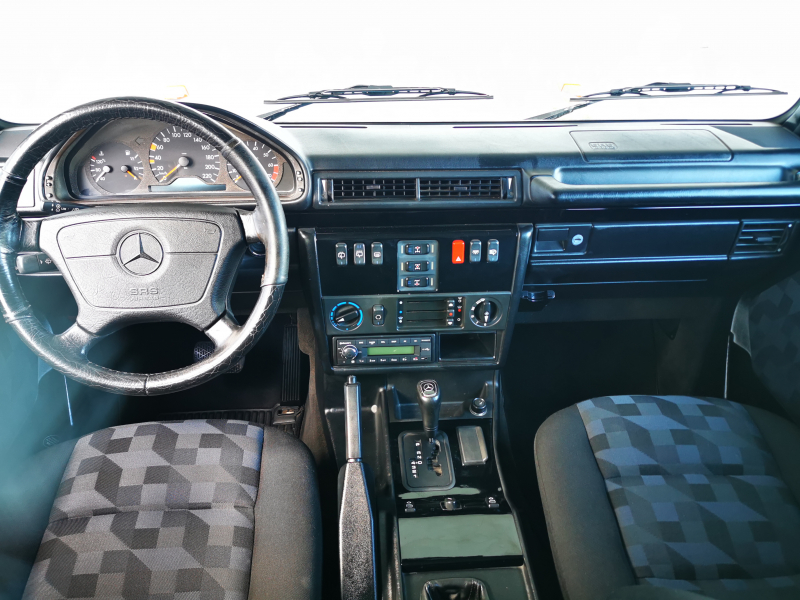 メルセデスベンツ Gクラス 中古車