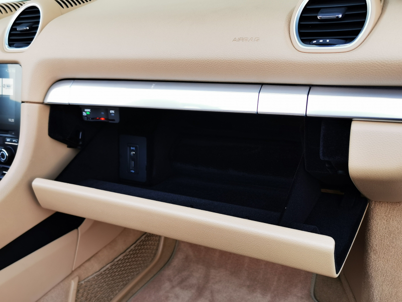 ポルシェ 718 ボクスター 中古車