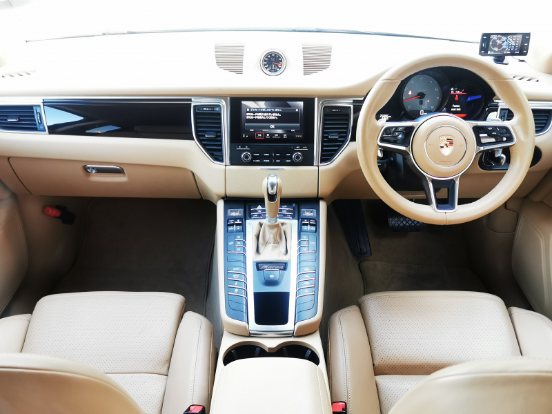 ポルシェ マカン 中古車