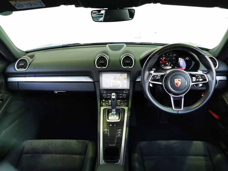 ポルシェ 718 ケイマン 中古車